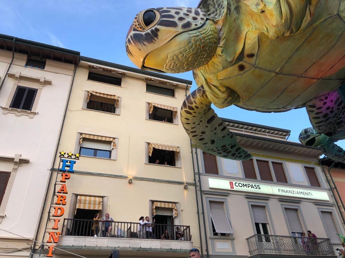 Hotel Pardini 비아레지오 외부 사진