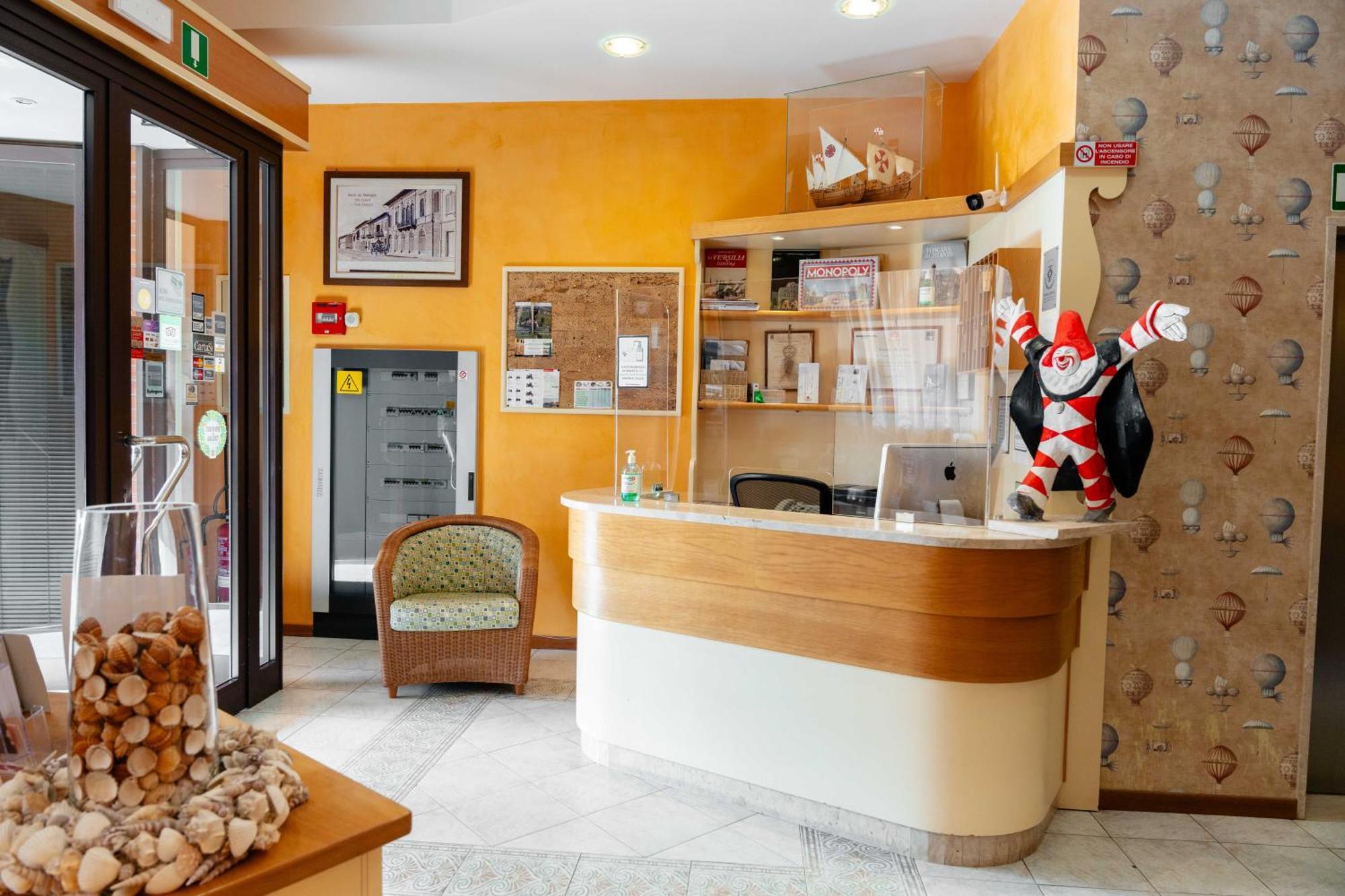 Hotel Pardini 비아레지오 외부 사진