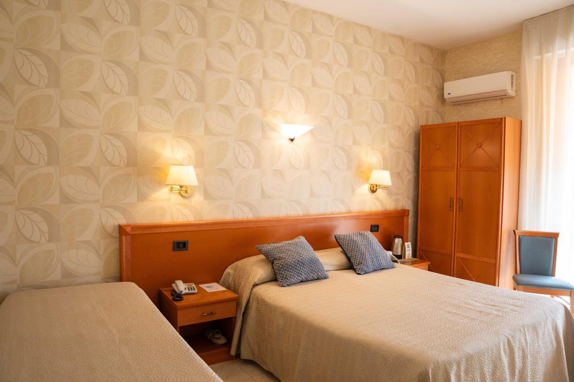 Hotel Pardini 비아레지오 외부 사진